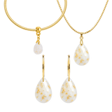 Gota Lapidada com Folhas Douradas